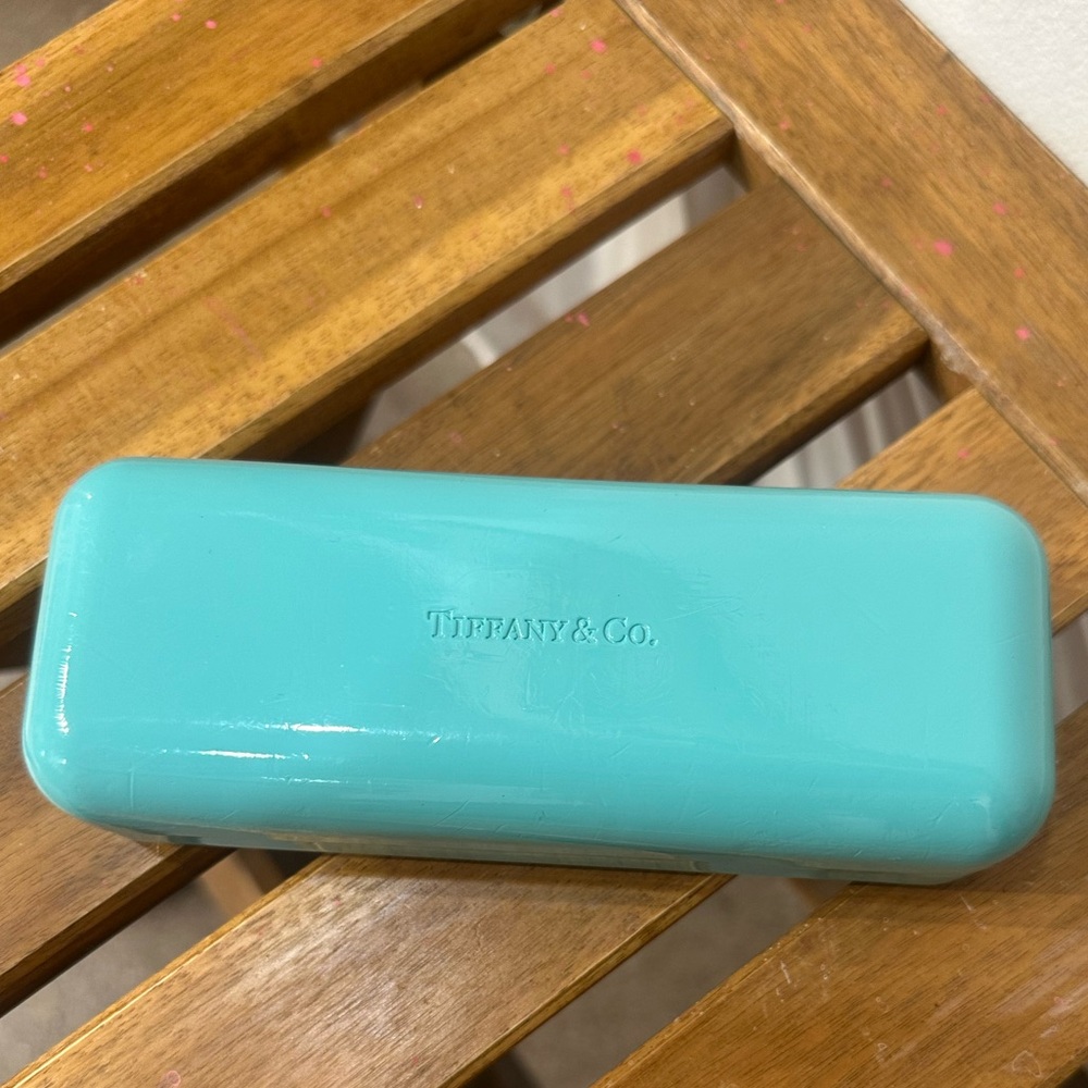 Tiffany & Co sunglasses case - Picture 2 of 4